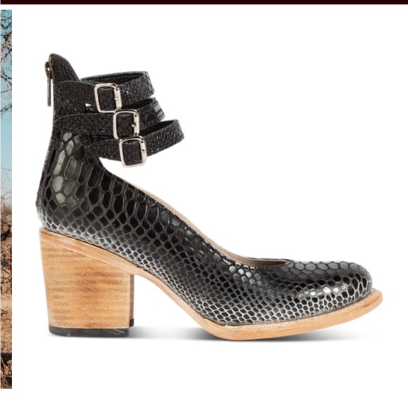 Freebird RANDI Snake Heels - Picture 2 of 9